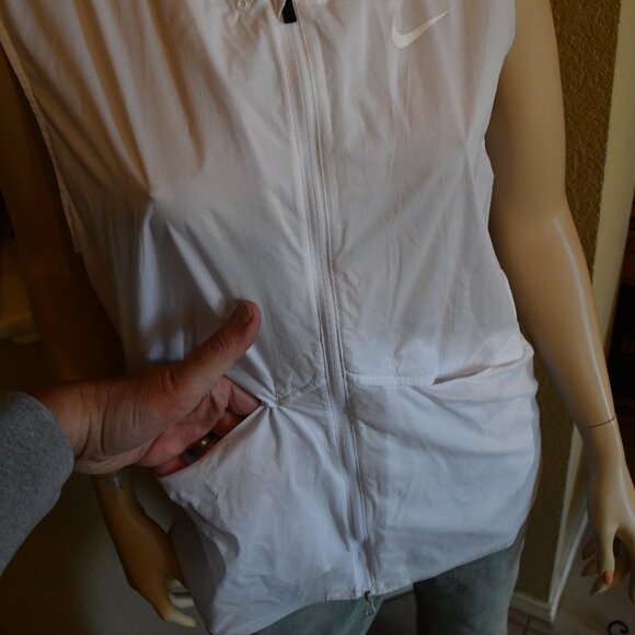 Dallas Cowboys Nike Repel Women's 2 Piece Large Vest/Jacket Windbreaker N W Tags - Picture 3 of 16